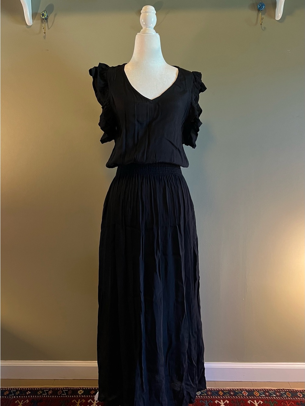 Aura Black Maxi Dress with Ruffle Sleeves
